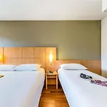 Ibis Lausanne 2*