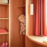إيبيس Lausanne فندق