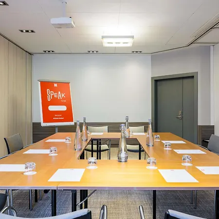 Ibis Lausanne 2* Crissier