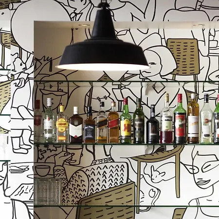 イビス ローザンヌ クリシエ