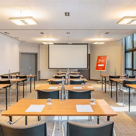 Ibis Lausanne 2*
