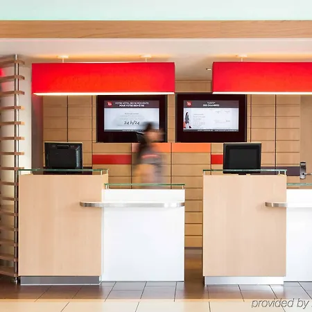 Ibis Lausanne Szálloda Crissier