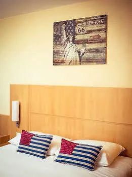 Ibis Lausanne 2* Crissier