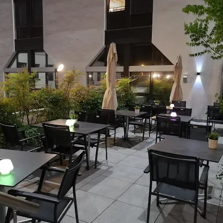 Hotel Ibis Lausanne 2*