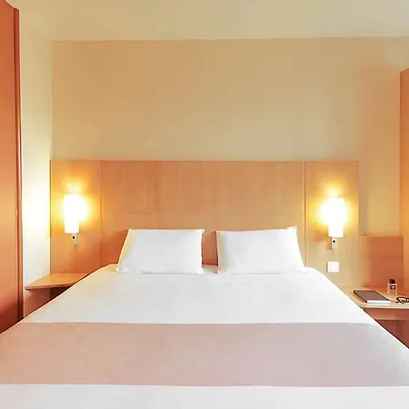 Ibis Lausanne Hotell