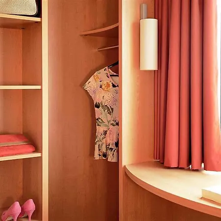 Ibis Lausanne Szálloda