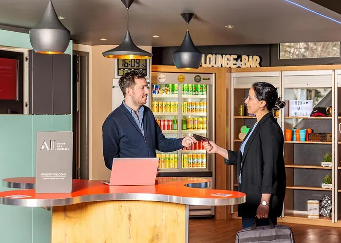 Ibis Lausanne Hotell 2*