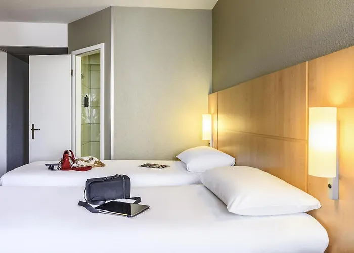 Hotel Ibis Lausanne 2*