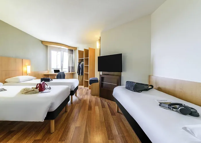 Ibis Lausanne 2*