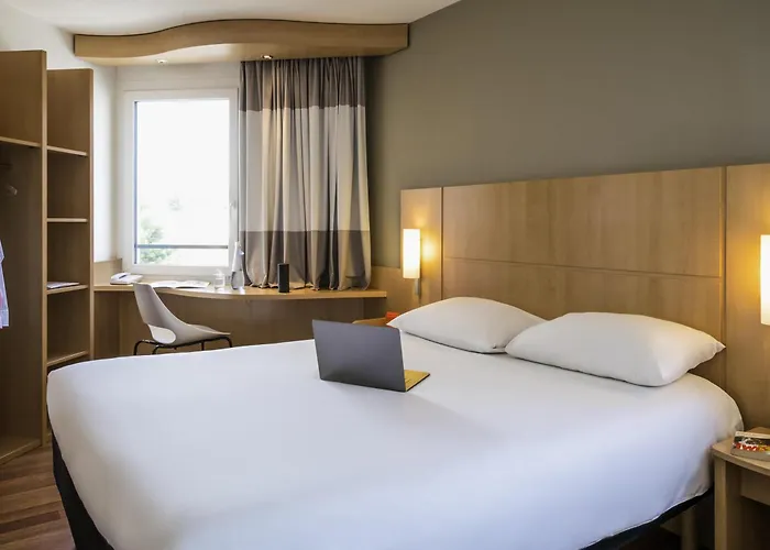 Ibis Lausanne 2* Crissier