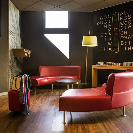 Ibis Lausanne Otel 2*