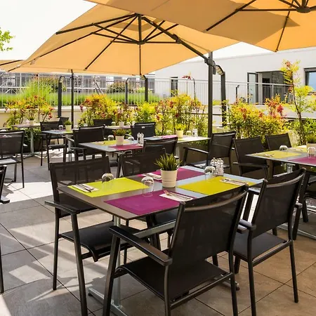 Otel Ibis Lausanne 2*